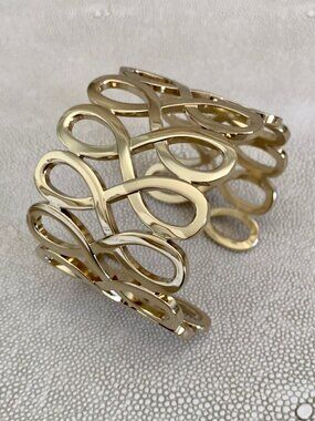 Dyrberg/Kern Rosette looped metal cuff bracelet